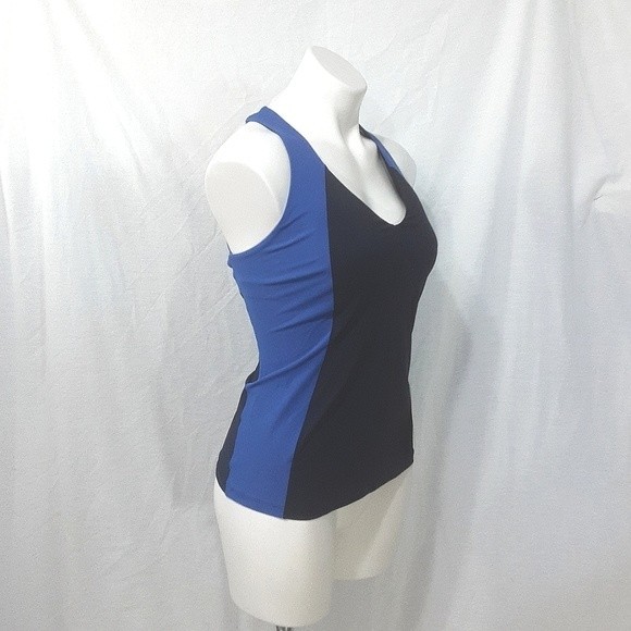 NWT Lululemon Athletic Layered Tank Built-In Bra Fitted Gym Yoga Training Top 6 - Picture 3 of 8